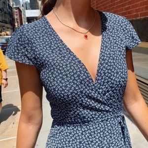 Brandy Melville Robbie dress
